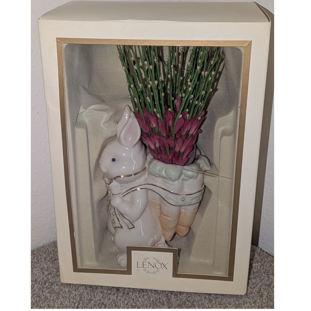 Lenox Pearls & Petals Bunny With Vase Porcelain Figurine Gold Trim Easter Decor